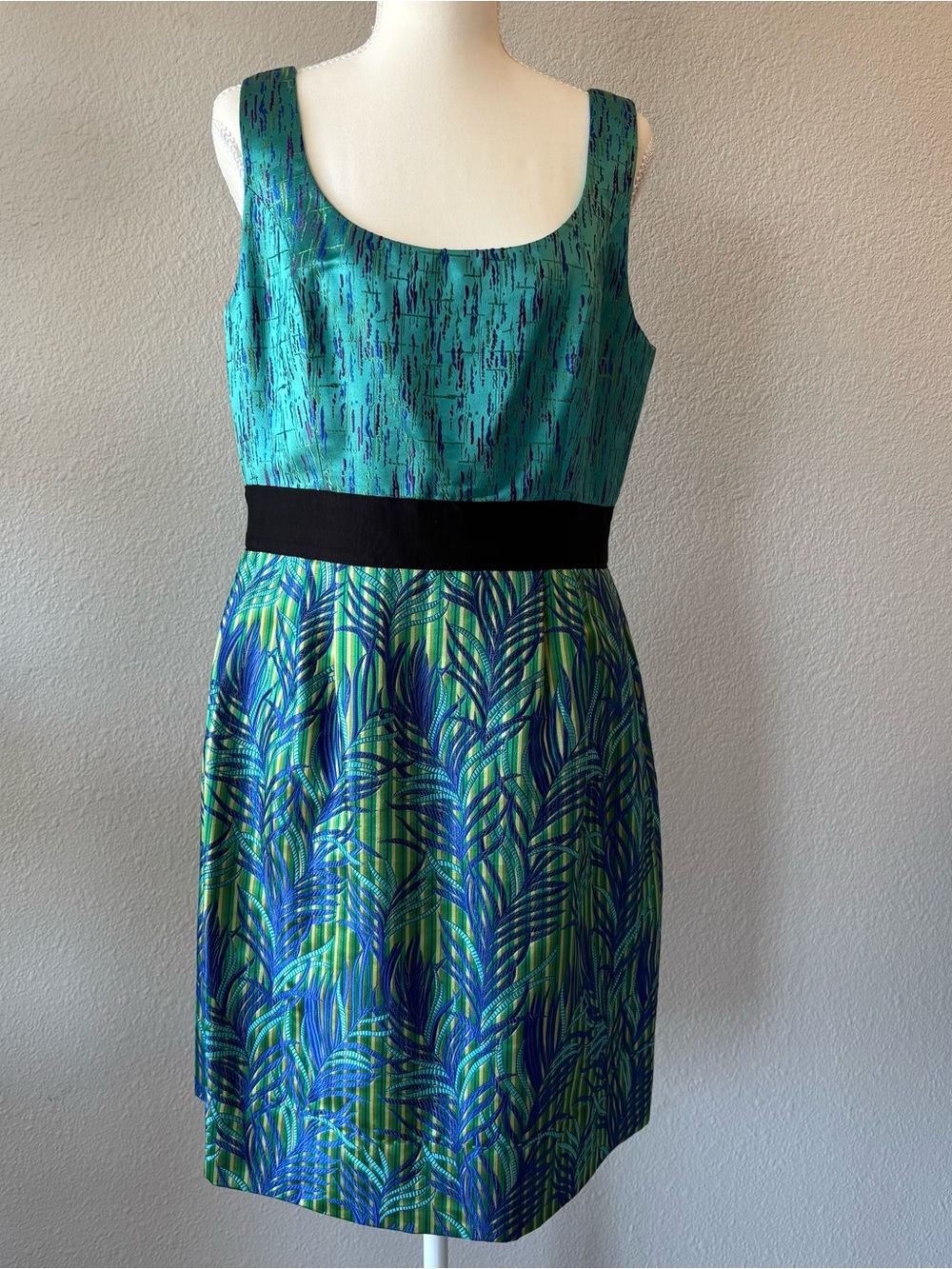 Phoebe Couture NWT Silk Blend Peacock Dress 12 Cocktail Party‎ Lined Embroidered